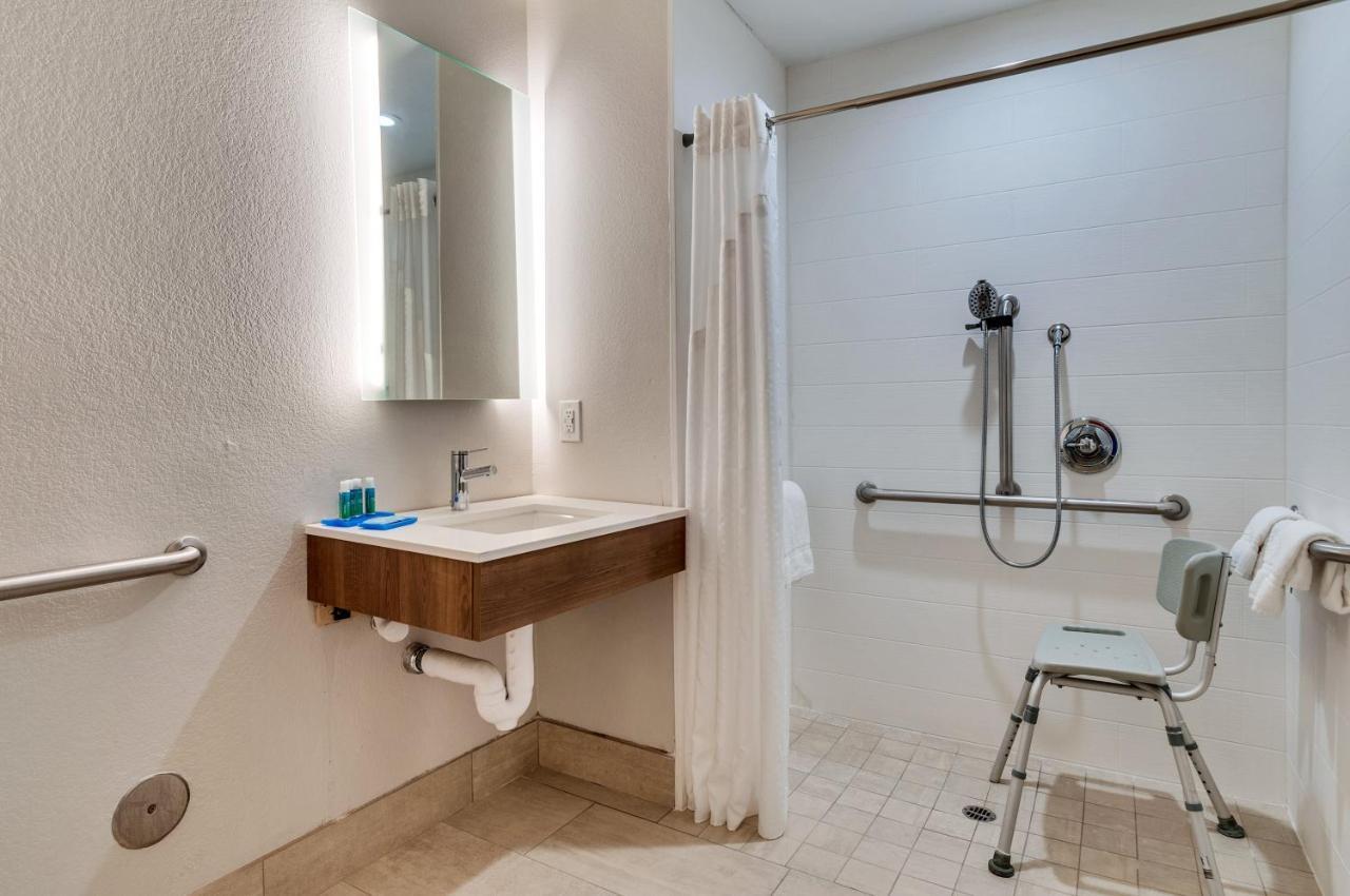 Holiday Inn Express Hotel & Suites Lake Elsinore By Ihg Dış mekan fotoğraf