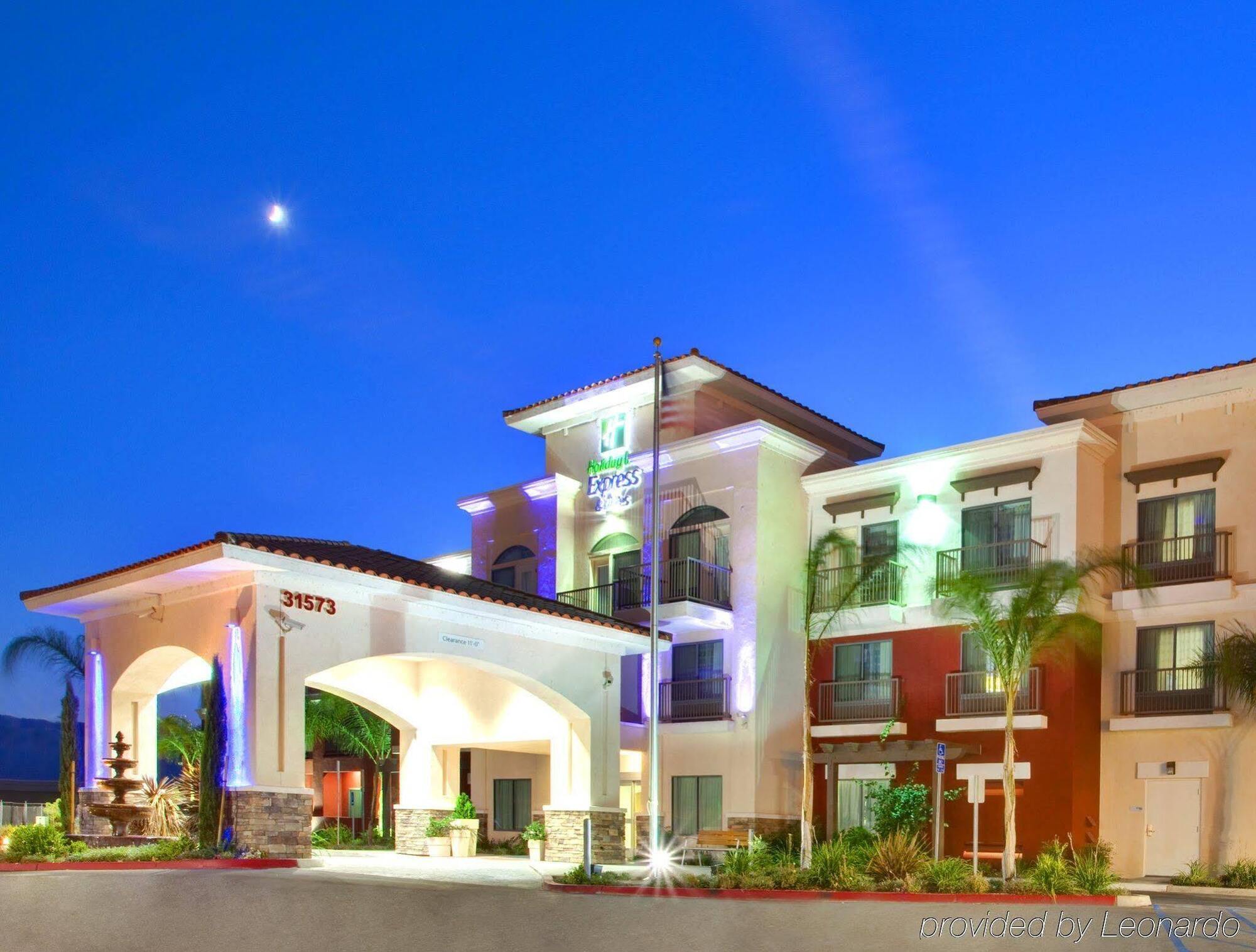 Holiday Inn Express Hotel & Suites Lake Elsinore By Ihg Dış mekan fotoğraf